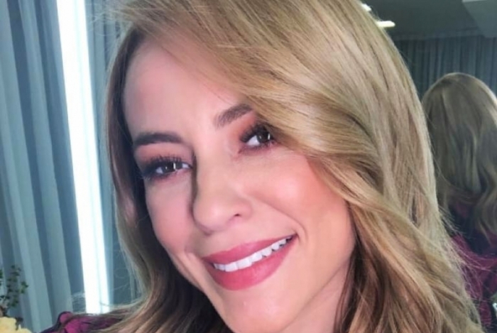 Paolla Oliveira de visual novo