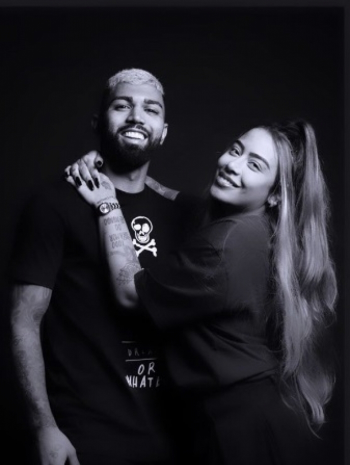 Gabigol e Rafaella Santos publicam fotos juntinhos