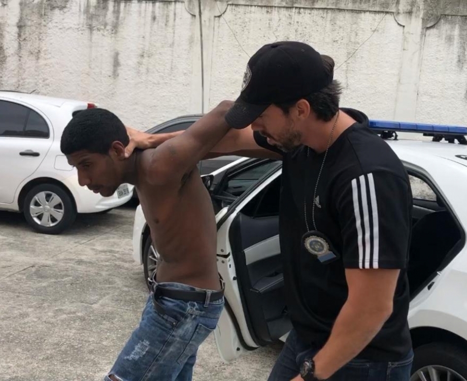 Jefinho foi preso por agentes da delegacia do Fonseca