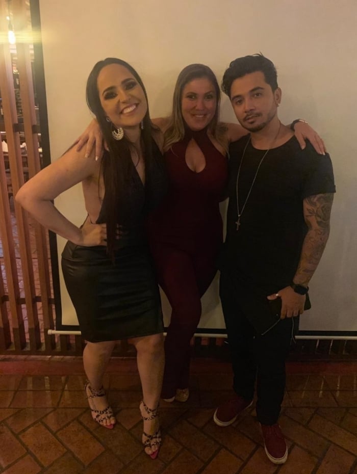 Perlla lança clipe entre amigos