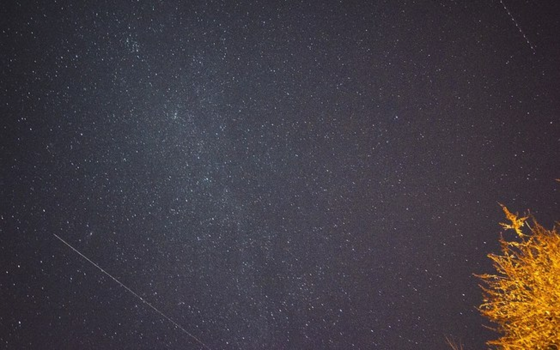 Brasileiros poderão ver chuva de meteoros na madrugada desta sexta-feira