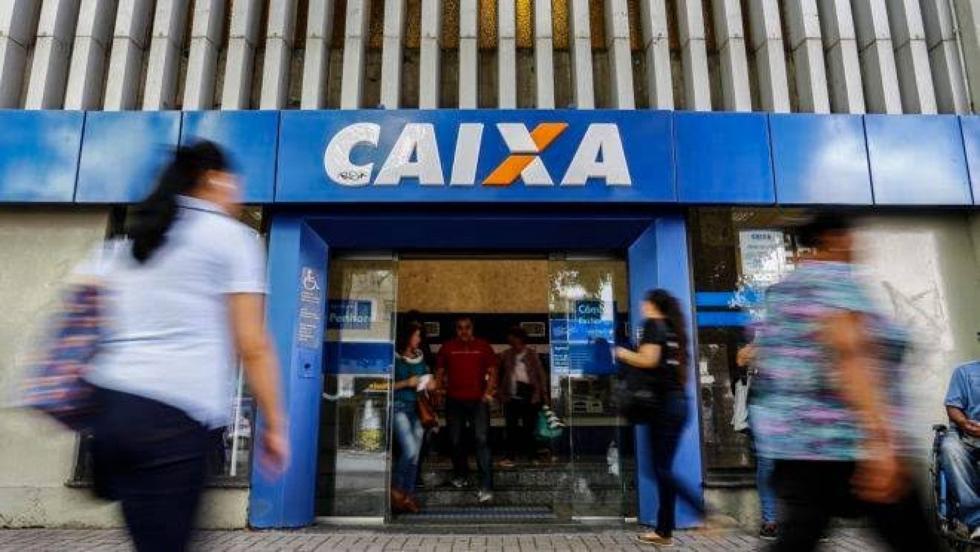 Com equipe reduzida, banco funcionar&atilde;o entre 10h e 14h durante a pandemia do novo Covid-19