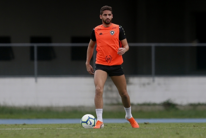 Gabriel dificilmente continuará no Botafogo para 2020
