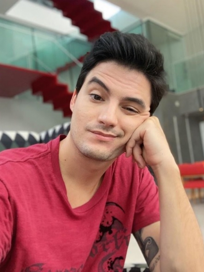 Felipe Neto revela ter pensado em sair do pa&iacute;s ap&oacute;s amea&ccedil;as de morte 