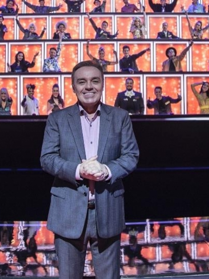 Gugu Liberato na semifinal do programa 'Canta Comigo', gravada antes de sua morte