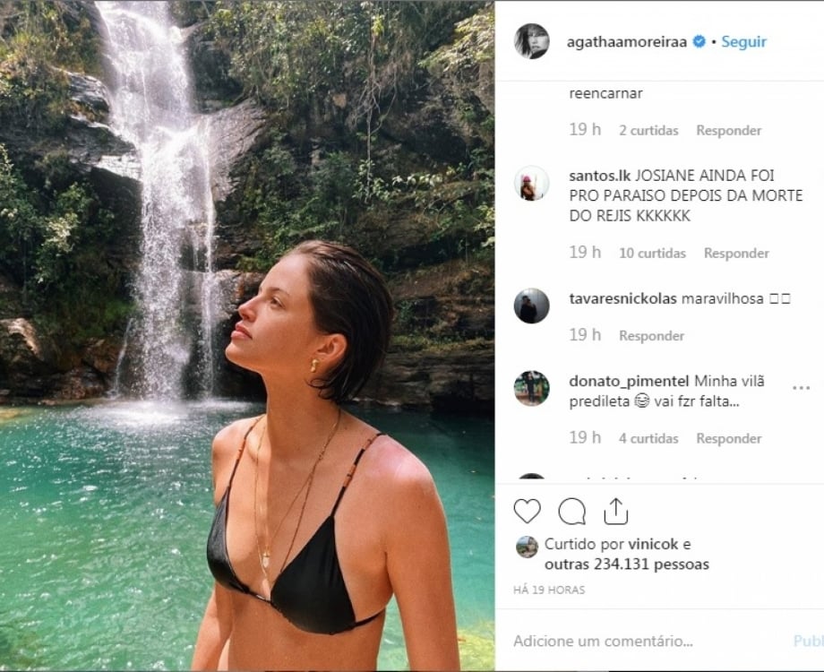 Fãs brincam com personagem de Agatha Moreira