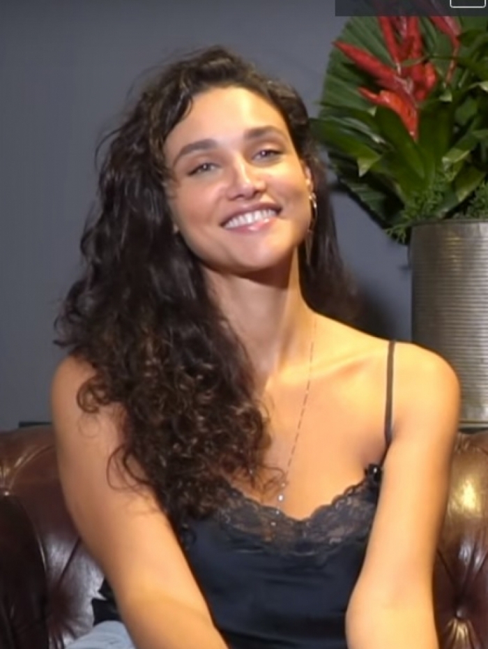 Débora Nascimento revela que casaria novamente