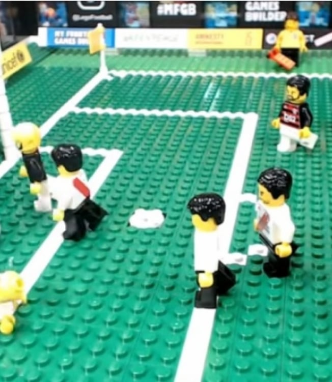 Lego recria final da Libertadores - Reprodução