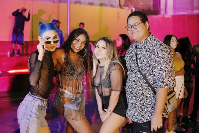 Funkeira lança clipe de música com grupo inclusivo