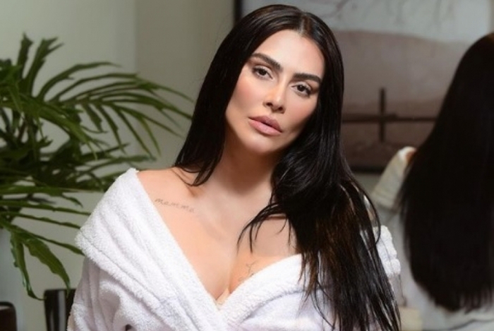 Cleo Pires sensualizou no instagram vestida de oncinha 