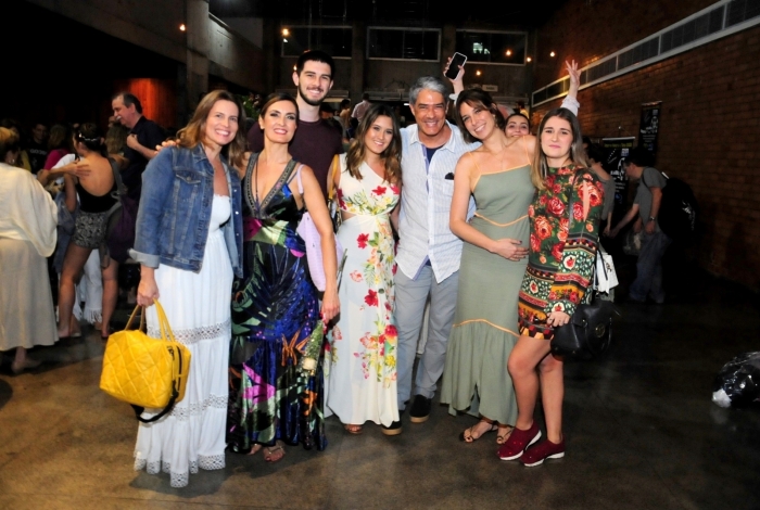 AGN_1809225 - *EXCLUSIVO* Rio de Janeiro, BRASIL  - Fatima Bernardes no Ballet Carlota Portela com sua filha e William Bonner com sua esposa Natasha Dantas na UERJ no Rio de Janeiro.

Pictured: Ballet carlota Portela Uerj

AgNews 7 DEZEMBRO 2019 

BYLINE MUST READ: Webert Belicio / AgNews

Xico Silva
telefone: (21) 98240-2501
email: agnews.fotografia@gmail.com
      Caption