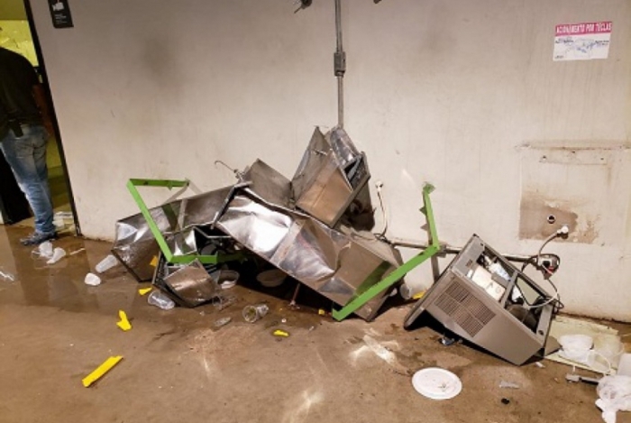 Interior do estádio após partida que rebaixou o Cruzeiro