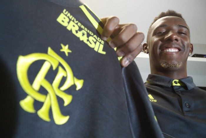 Yuri César sabe que ainda tem um longo caminho a trilhar até se tornar uma realidade para o Flamengo