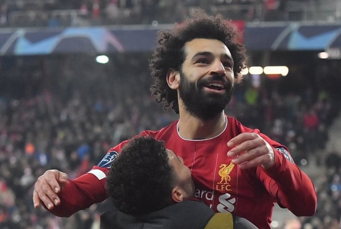 Salah festeja o segundo gol na vitória que deu a vaga ao Liverpool