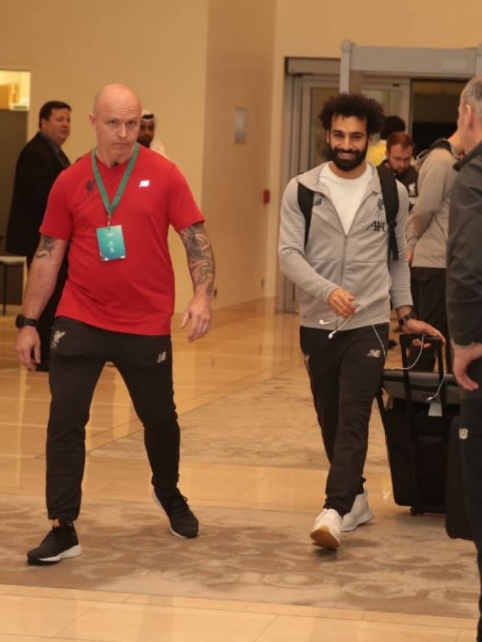 Equipe do Liverpool chega a Doha para o Mundial de Clubes. Na foto, Mohamed Salah
