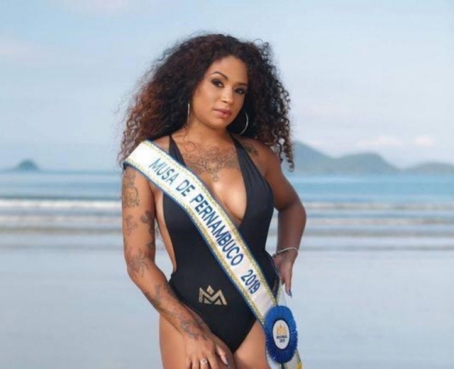 Lorena Santos &eacute; a Gata da Hora