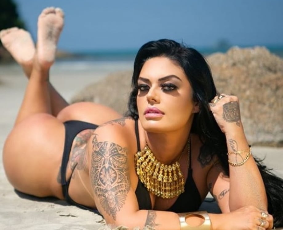 Leila Dantas é a musa de 2019 do Bahia - A Gata da Hora