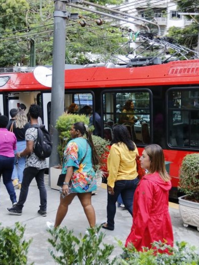 Trem do Corcovado ganha novas composi&ccedil;&otilde;es com teto panor&acirc;mico.