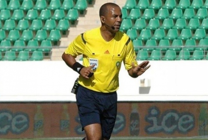 Árbitro Hicham Tiazi foi banido do futebol
