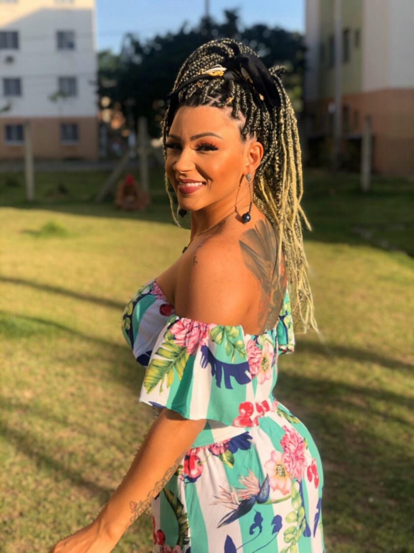 Jenny Miranda, filha de Gretchen, muda visual para Réveillon MH Que Isso Gordinho Jenny Miranda, filha de Gretchen, muda visual para Réveillon MH Que Isso Gordinho