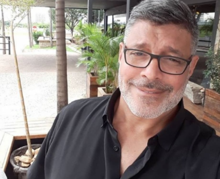 Alexandre Frota ironizou a atitude do filho através do Twitter 
