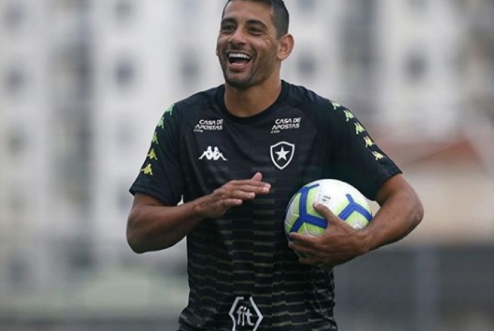 Diego Souza tem chances de continuar em General Severiano