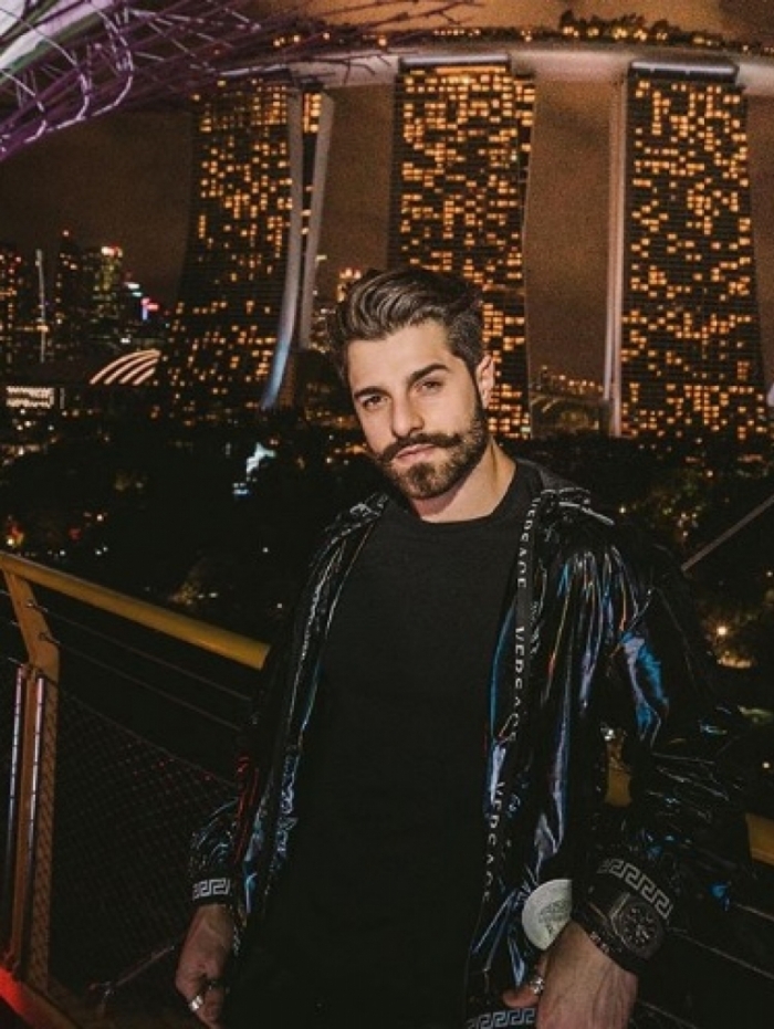 Alok recebe homenagem por realizar show com tradu&ccedil;&atilde;o em Libras