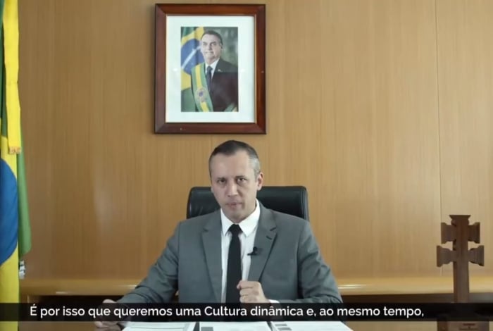 Secretário de Cultura, Roberto Alvim, copia trechos de Goebbels em vídeo no Twitter 