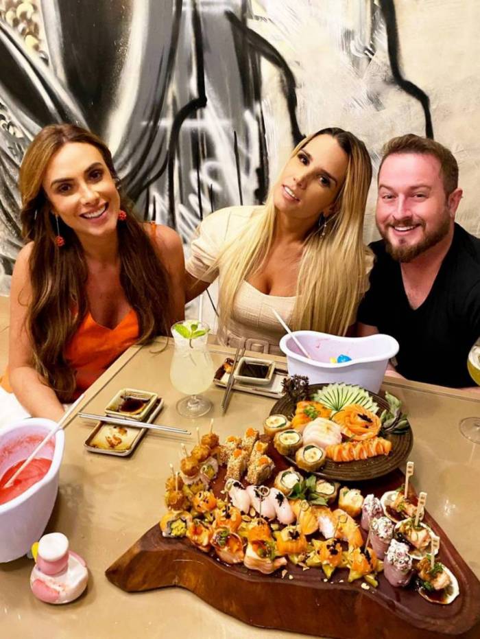 Taty Zatto e Nicole Bahls 