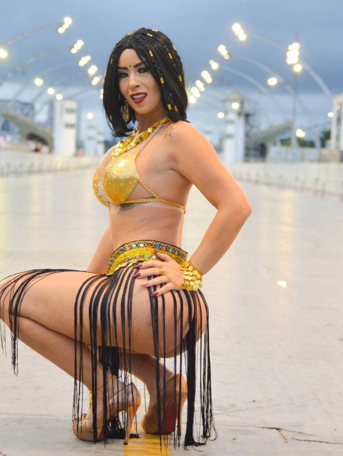 Priscila Kimura é a Gata da Hora