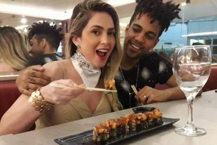 Nadja Pessoa e o marido, Vinicius D'Black são frequentadores de restaurante de pratos exóticos