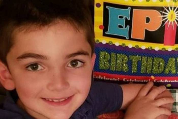 Menino morre após castigo