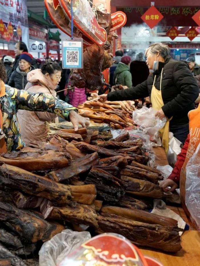 Sobre para 132 número de morte por coronavírus na China