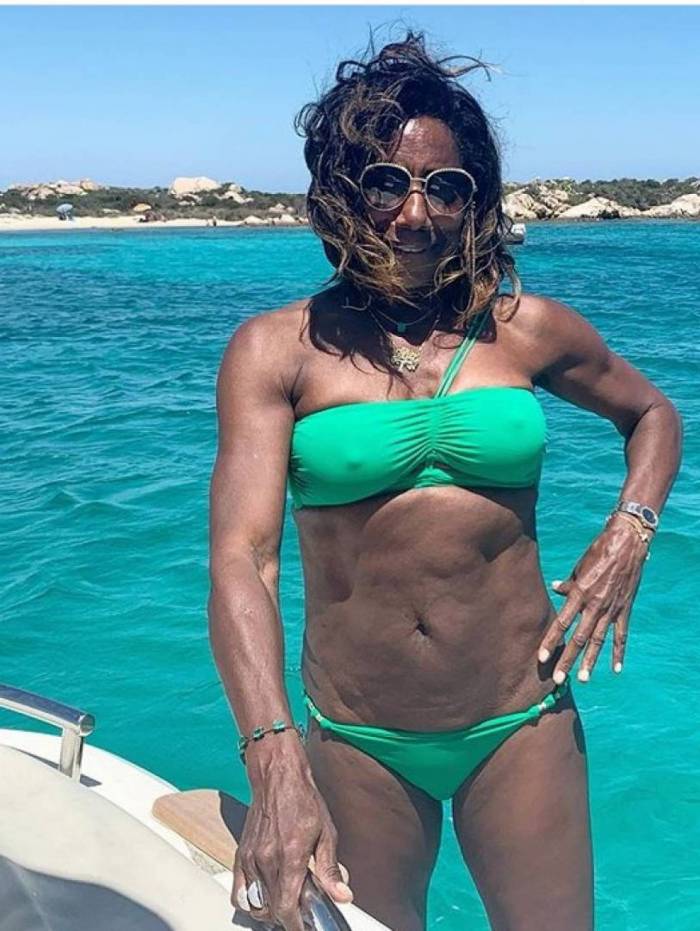 Gloria Maria anuncia fim de seu tratamento