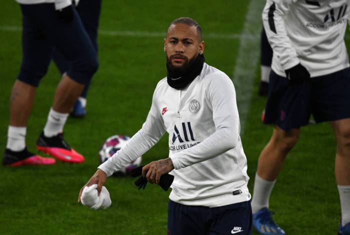 Neymar treinou normalmente ontem, já na Alemanha