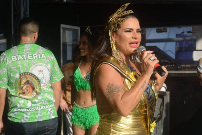 Solange Gomes se emociona ao se lembrar de Gugu Liberato