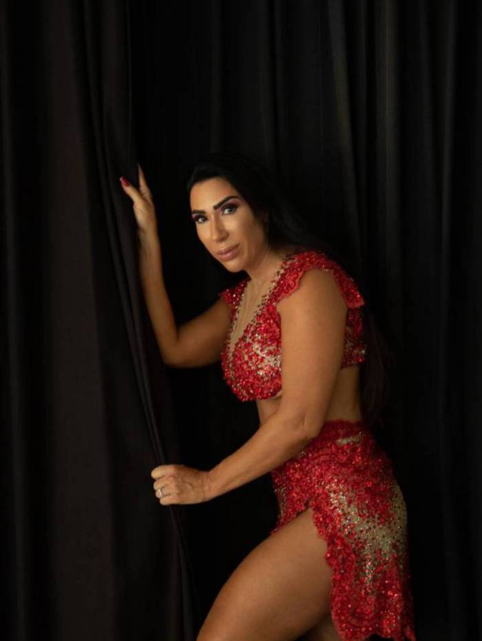 Ela posou para lentes do fotógrafo Davi Borges 