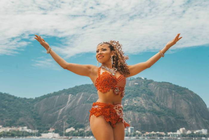 Tania Daley brilhou no Carnaval carioca — A Gata da Hora