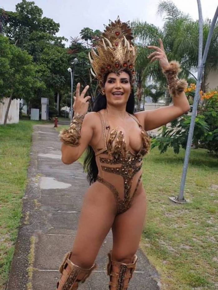 Shayene Cesário sairá vestida de arara azul 