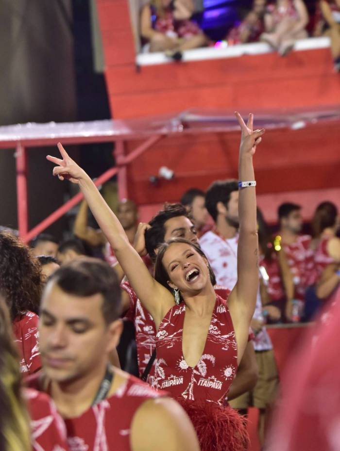 AGN_1882172 - Rio de Janeiro, BRASIL  - Famosos na Frisa na Sapucai no Rio de Janeiro

Pictured: Famosos em frisa

AgNews 25 FEVEREIRO 2020 

BYLINE MUST READ: Leo Franco / AgNews

Xico Silva
telefone: (21) 98240-2501
email: agnews.fotografia@gmail.com
      Caption