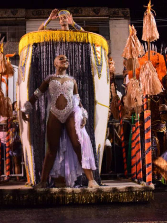 Lins Imperial foi a vencedora do Grupo Especial da Intendente com enredo sobre a sambista Pinah