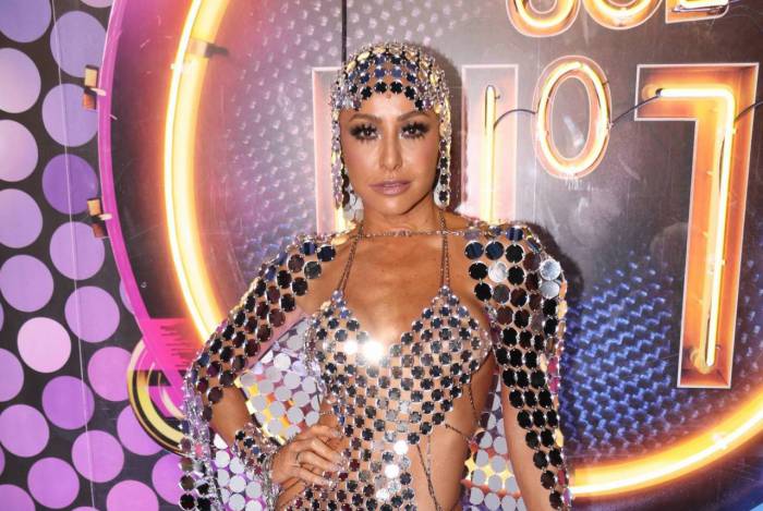 Sabrina Sato no camarote N1, na Sapuca&iacute;.
