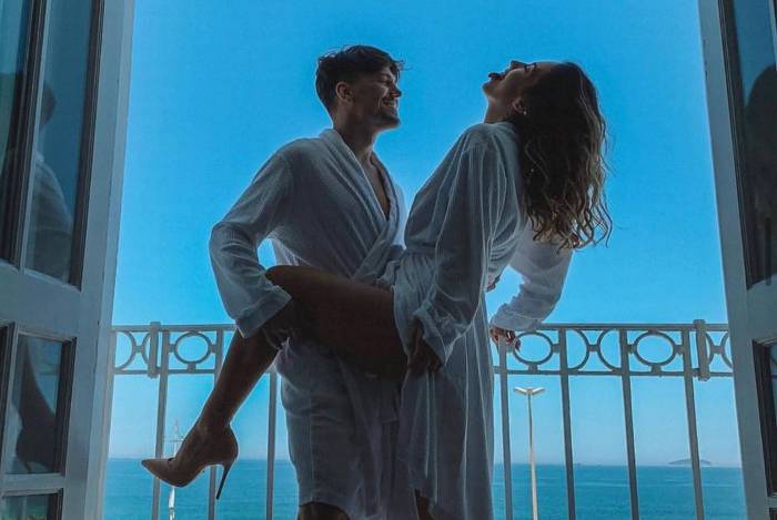 Gabi Brandt e Saulo Pôncio se separam após um ano de casados 