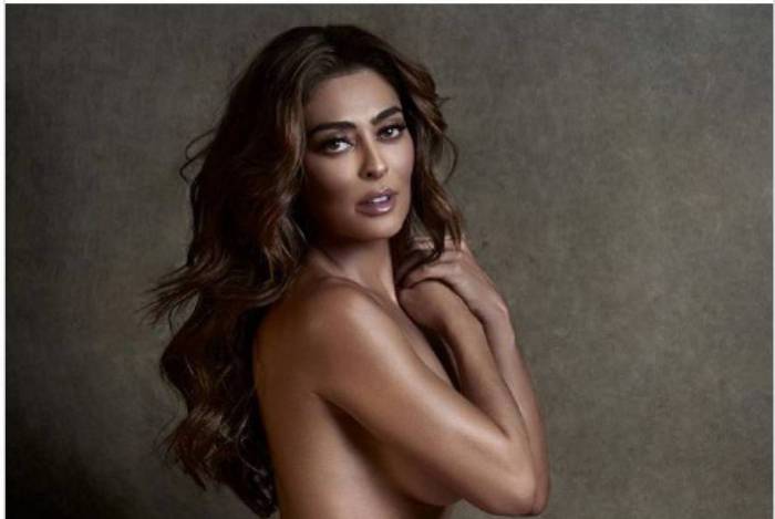 Juliana Paes surge nua em foto