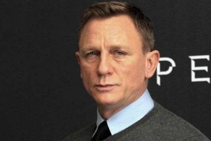 Daniel Craig