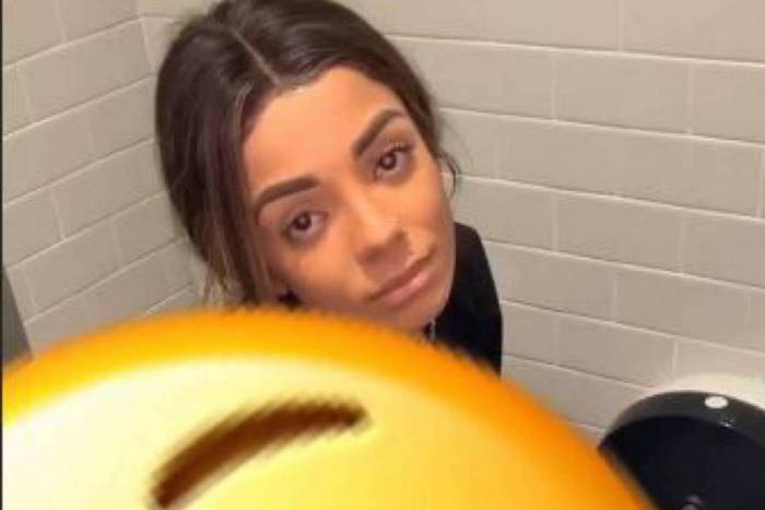 Ludmilla posta mulher fazendo xixi