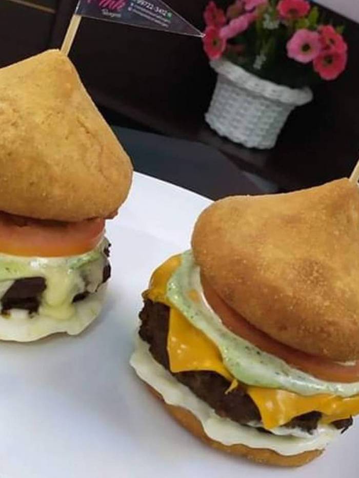 Hambúrguer de Coxinha vai virar uma febre pelo país? - Divulgação