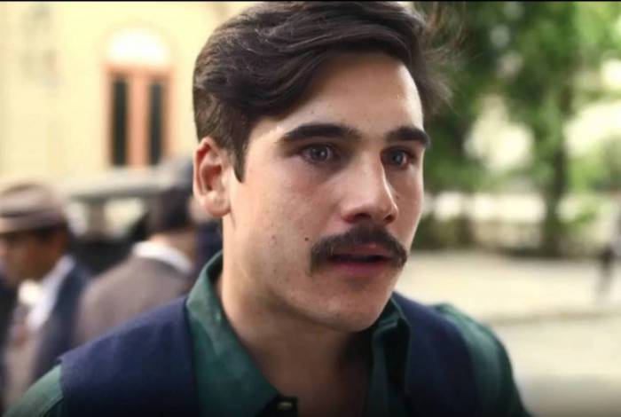 Alfredo é solto graças a Adelaide, que suborna Gusmões