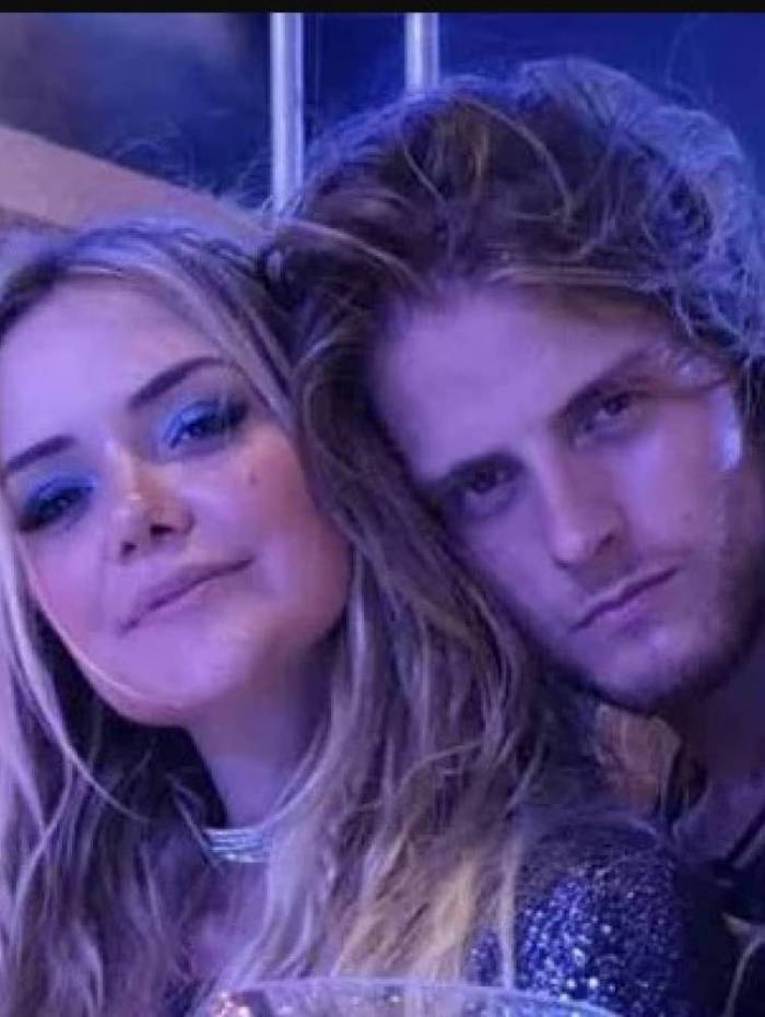 Marcela e Daniel est&atilde;o um grude s&oacute;