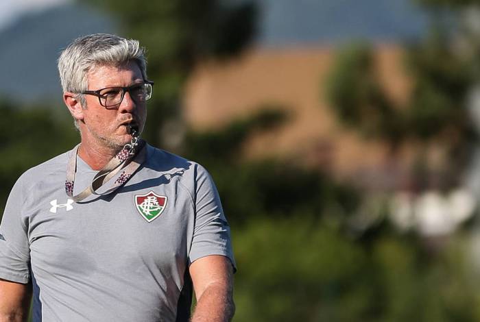 Odair Hellmann ainda busca o time perfeito para a temporada